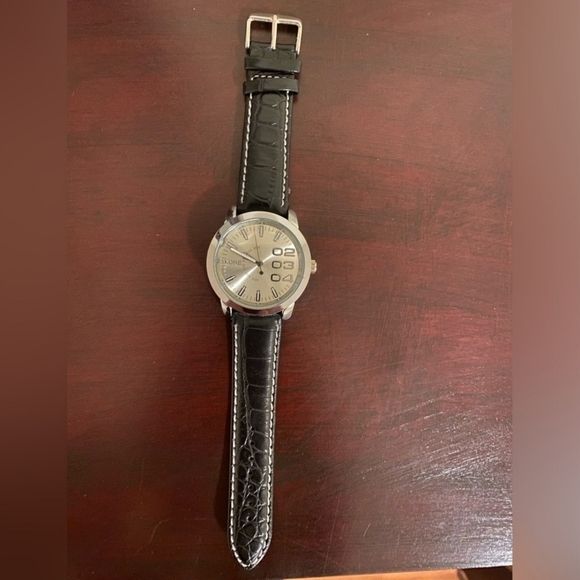 White face Skone Men’s Fashion Watch - Picture 4 of 4